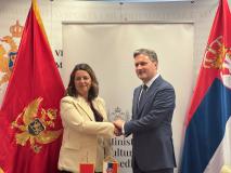 Селаковић  са министарком културе и медија Црне Горе Тамаром Вујовић