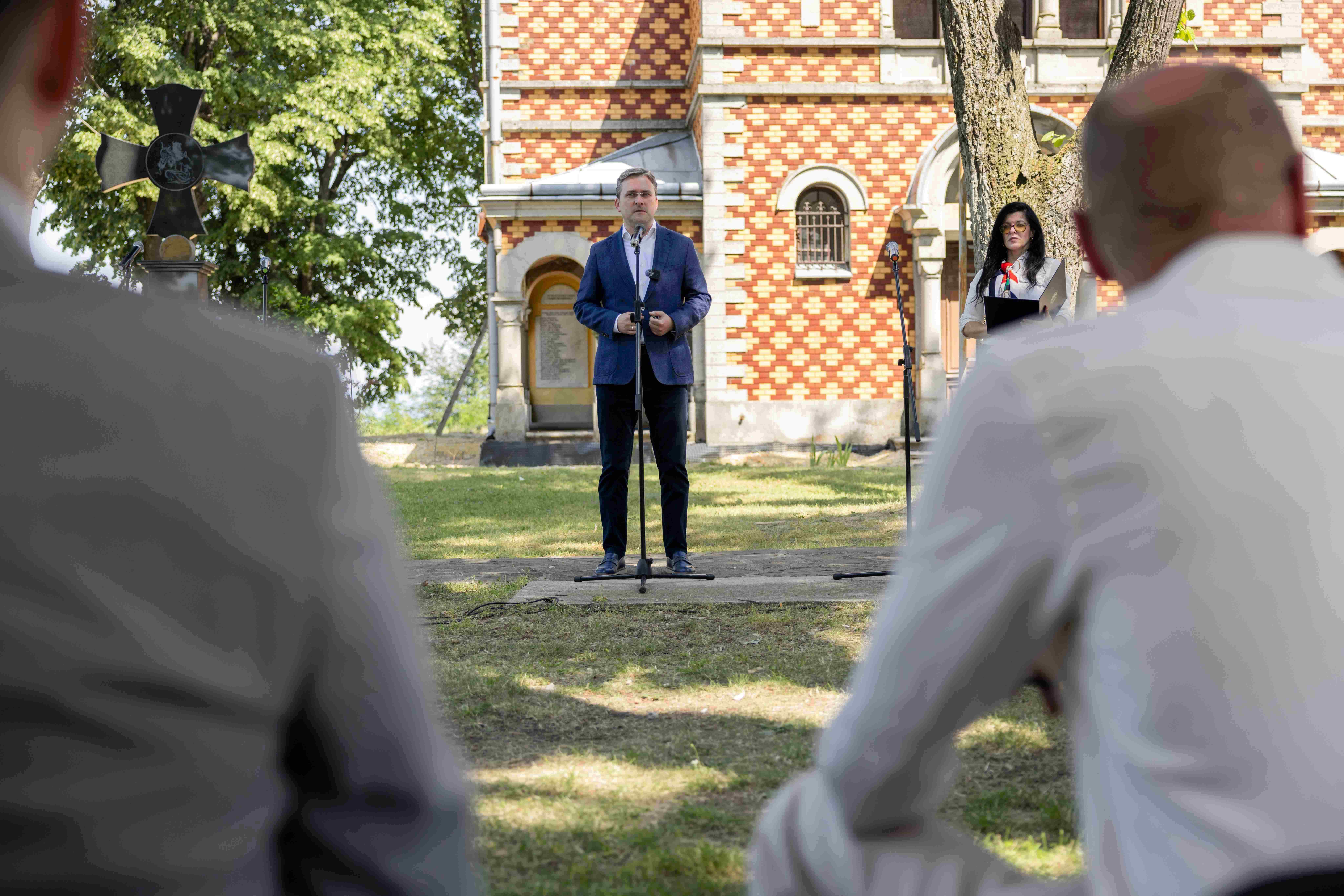 Селаковић обишао радове на обнови  Храма Свете Тројице у Горњем Адровцу 
