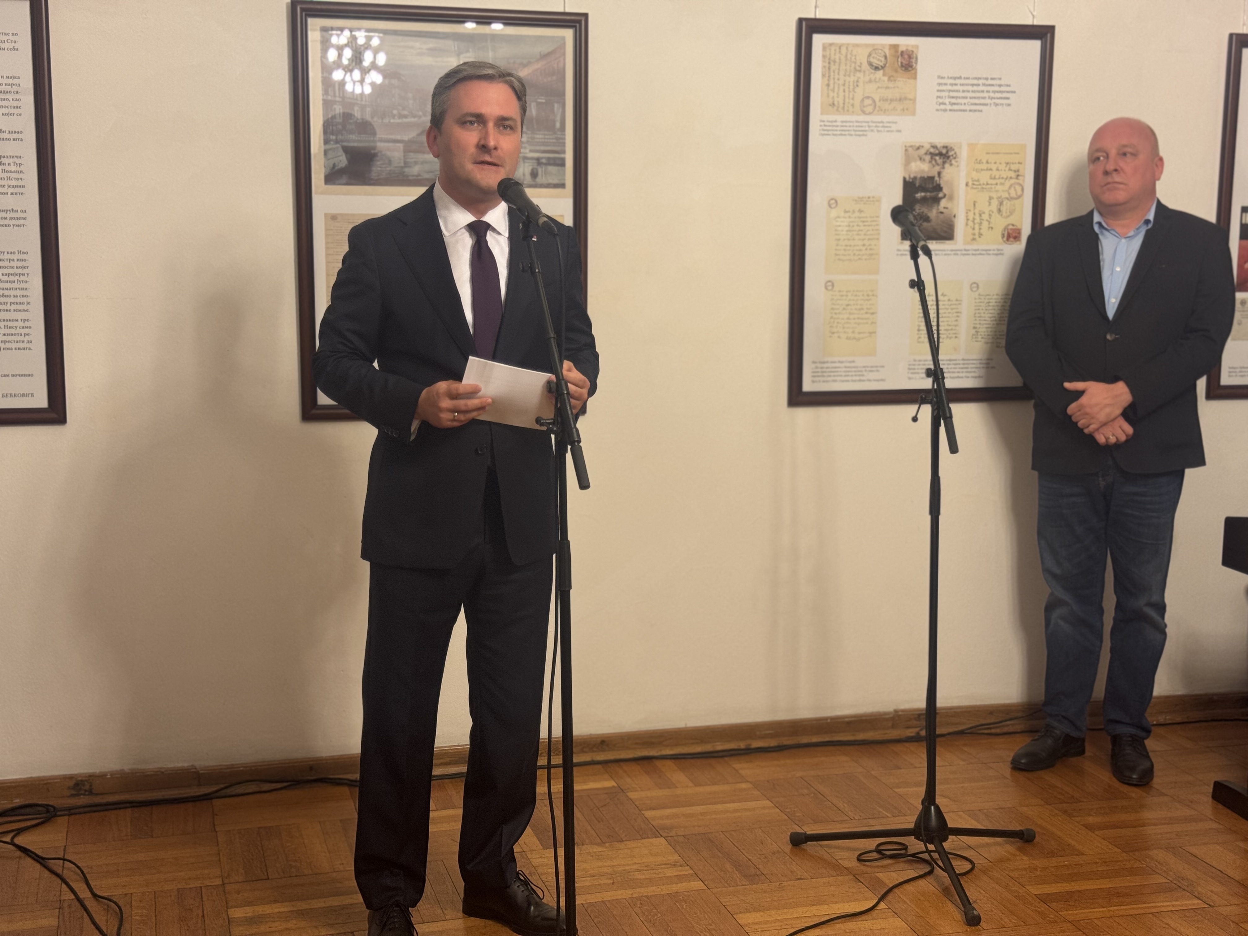 Селаковић у Бањалуци отворио изложбу "Иво Андрић и Италија – документа"