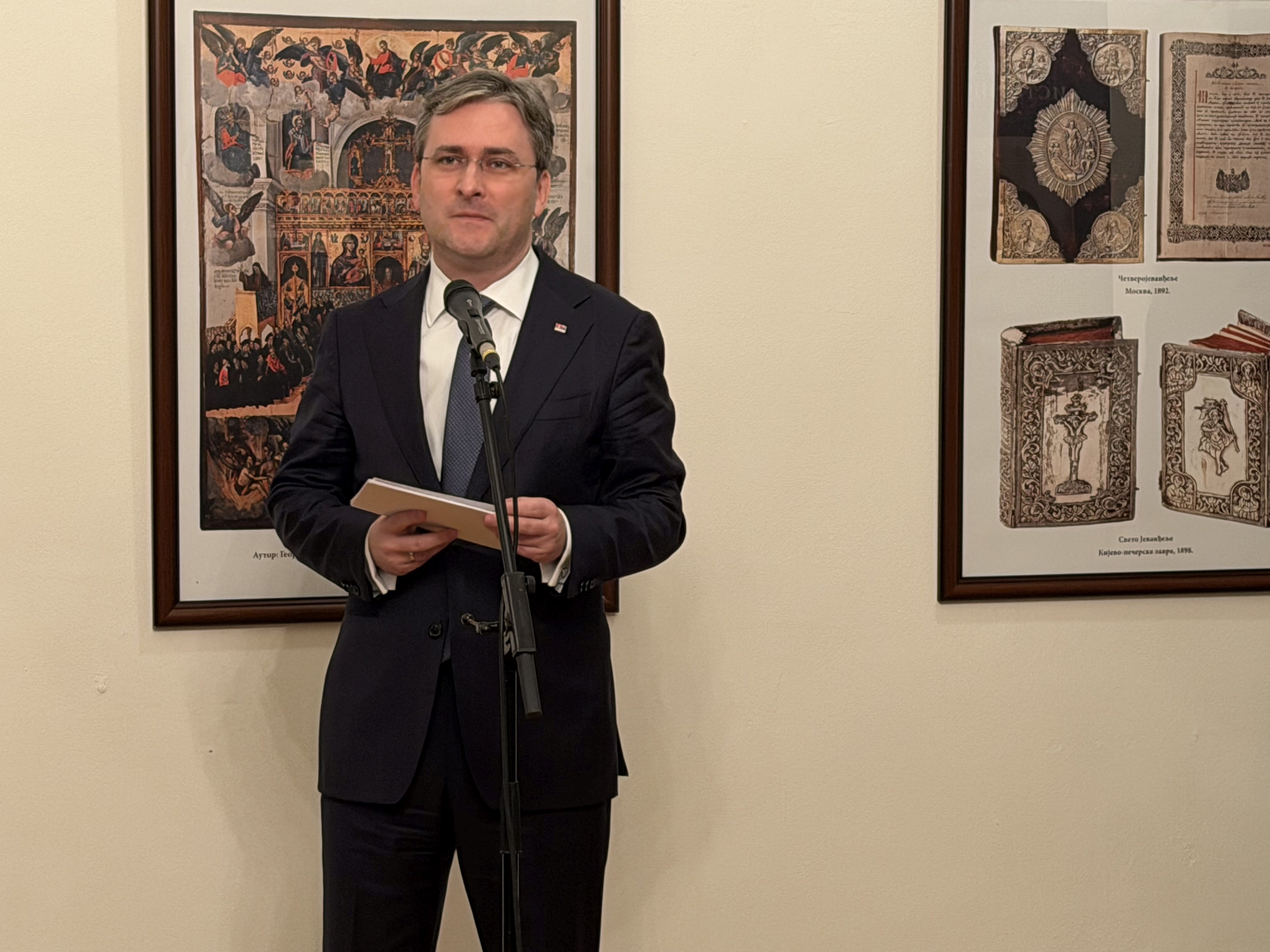 Selaković u Banjaluci otvorio izložbu „Kultura Srba u Sarajevu 1468–1941. godine“ i najavio početak konkursa „Srpska u fokusu“