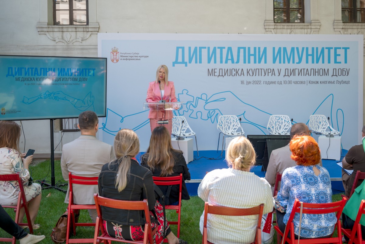 Славица Трифуновић отворила конференцију „Дигитални имунитет – медијска култура у дигиталном добу“
